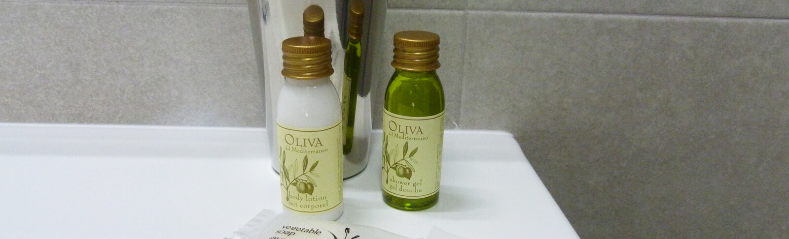 Artisanale olijfolie op de badkamer